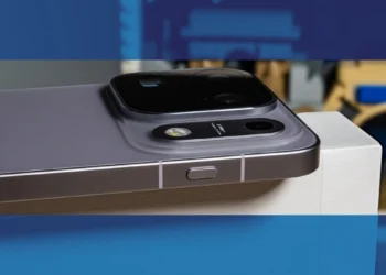 Potężny aparat, ogromna bateria i jest pro. Oto Oppo Find X10 Pro Max