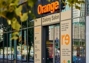 Orange startuje z marketem. 1000 produktów na start