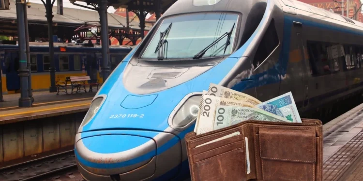 Czesi odjeżdżają, PKP Intercity zaciera ręce? Aż sprawdziłem, co z cenami biletów