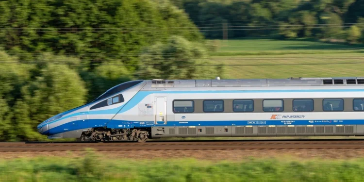 PKP Intercity ma internet satelitarny. Już możesz przetestować