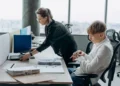 Jak skalować automatyzację procesów biznesowych bez technologicznego chaosu?