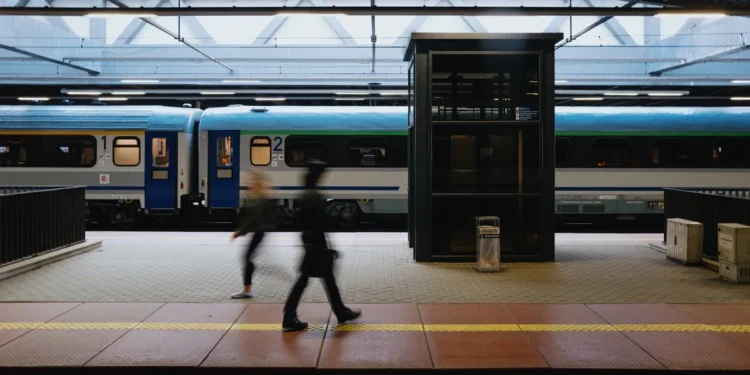 Niemcy strajkują, PKP Intercity ratuje. „Nie latają, my jeździmy”