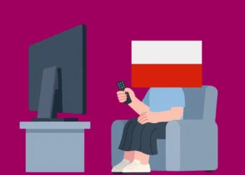 Polacy najchętniej włączają ten kanał. Ktoś jeszcze ogląda telewizję