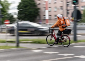 „Jak komuś żal kuriera, niech da sowity napiwek”. Mam dość szantażu moralnego