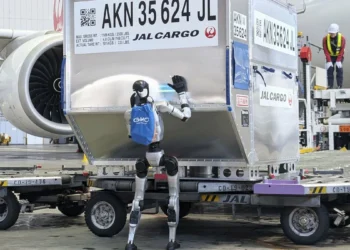 Roboty przejmują lotnisko. Zastąpią ludzi tam, gdzie jest najciężej