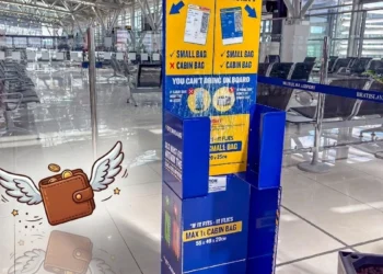 Ryanair dokładnie zmierzy twój bagaż. Masz za duży, słono zabulisz