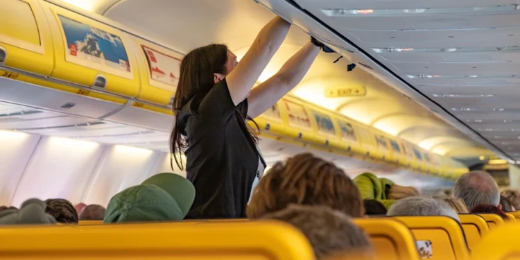 Ryanair nie odpuszcza pasażerom. Bez taśmy nie idź na lotnisko