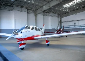 Kupili samolot za 2 mln zł. Ma nauczyć pilotów latać na ślepo