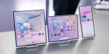 Mierzymy nowe Galaxy Z Foldy 8. Kiedy mniejszy jest lepszy?