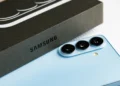 Szykuje się potężna zmiana w Galaxy S27. I powrót dziwnego składaka