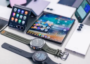 Składaki zastąpią smartfony? Szef europejskiego Samsunga nie pozostawia złudzeń [WYWIAD]