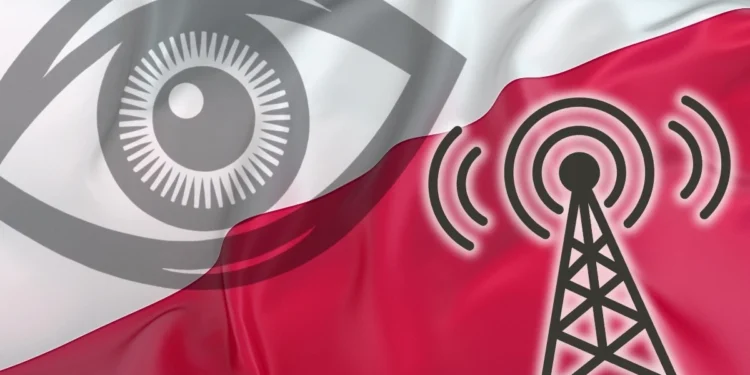 Druzgocący raport o naszych służbach. „Słyszą absolutnie wszystko”