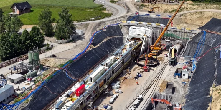 To będzie najdłuższy kolejowy tunel w Polsce. Czas na spektakularny krok