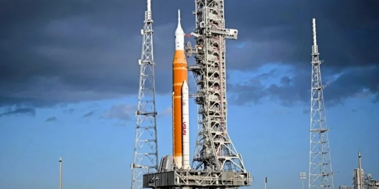 Rakieta co kilka godzin. Trump chce kompletnie przebudować amerykański kosmos