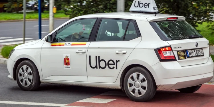 Uber wynajmie ci nocleg. Ale najpierw cię podwiezie