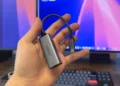 Zamieniłem WiFi na kabel w laptopie. Gadżet za 60 zł poprawił mi internet