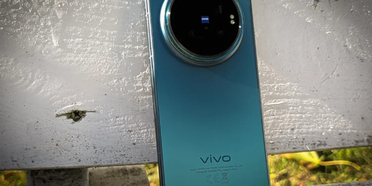 Telefon uratował mi wakacje. vivo X Fold6 oszczędza miejsce w plecaku