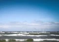 Wchodzisz na plażę, a tu wiatraki. Mieliśmy ich nie widzieć, wyszło jak zawsze