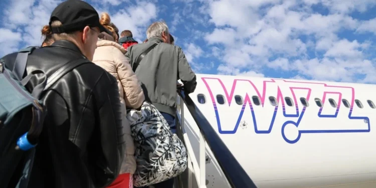 Wizz Air wycina loty. Polska mocno oberwie