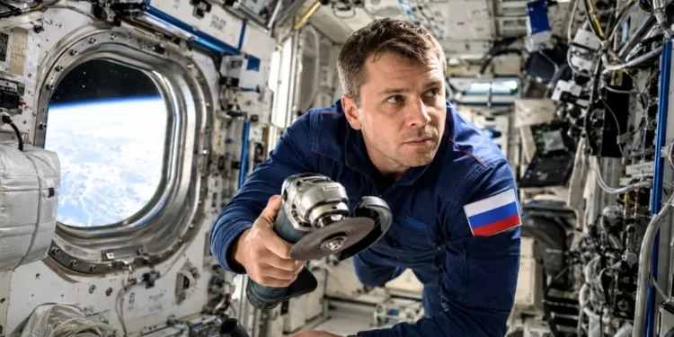 ISS traci powietrze, a Rosjanie chcieli ciąć moduł. NASA ich wyjaśniła