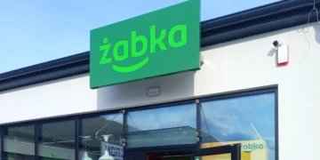 Żabka drukuje aplikację. Ten jeden ruch zapowiada nieuchronną przyszłość Polski
