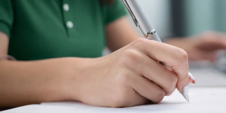 Nowość Żabki obnaża finanse Polaków. Zakupy na krechę wracają